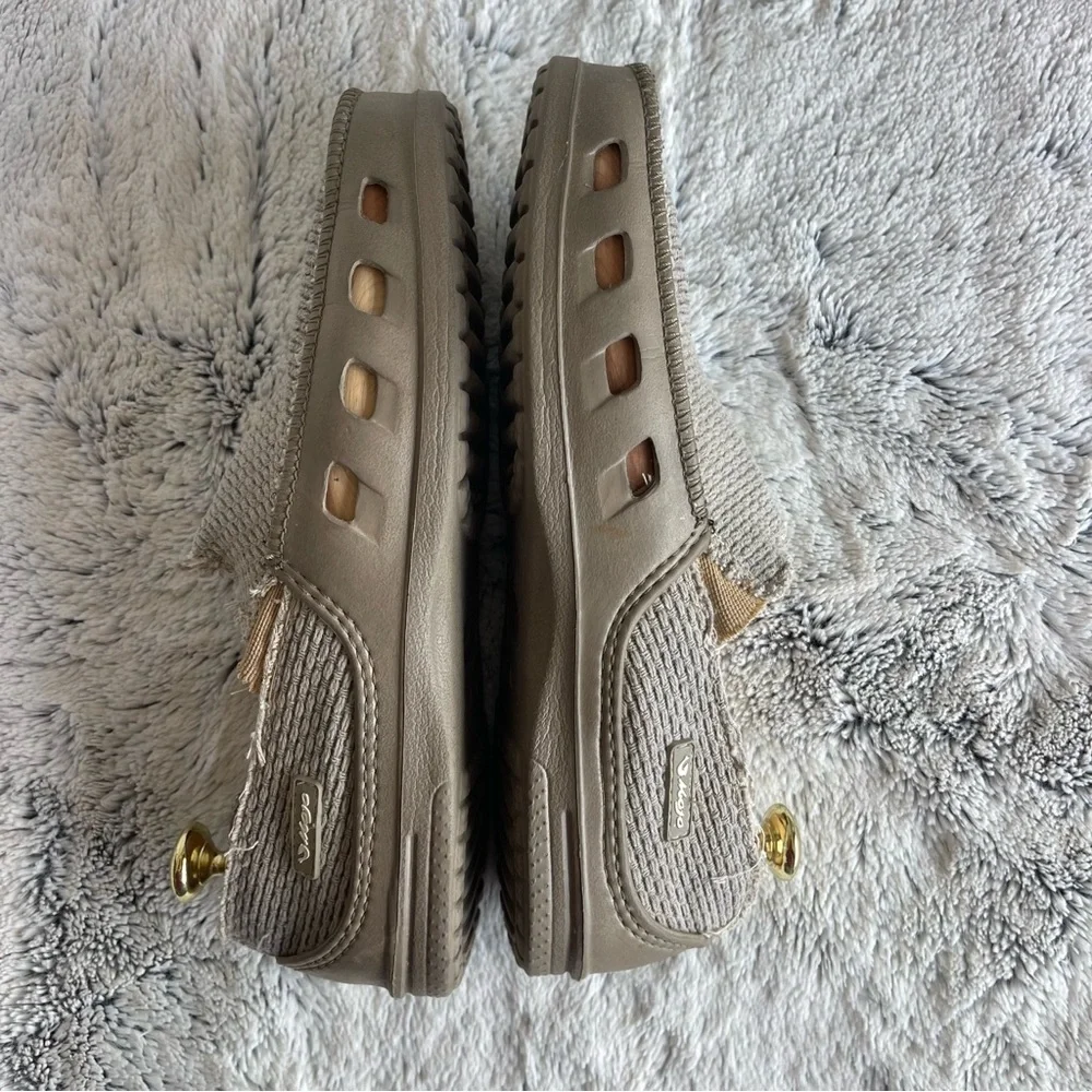 Rare Olukai/Crocs Men's Slip-On Casual Loafer in Beige